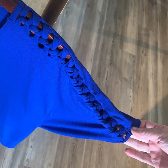 Top - Picture 4 of 5